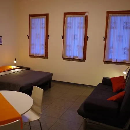 公寓 Da Vitto E Ale, A Casa Vostra