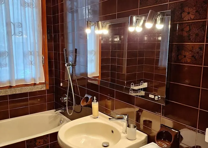 Da Vitto E Ale, A Casa Vostra 公寓